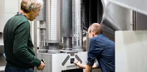 Für zahlreiche Zehnder Komfort-Lüftungsgeräte konnte der positive Beitrag zur Reduktion der in der Raumluft enthaltenen Schadstoffe vom Sentinel Holding Institut wissenschaftlich nachgewiesen werden. Bildquelle: Zehnder Group Deutschland GmbH, Lahr
